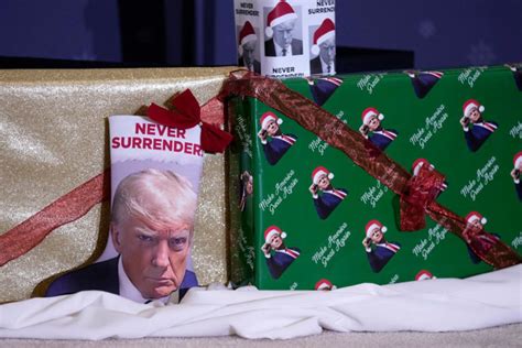 Need a last-minute gift? Candidates offer ornaments, gift wrap — and Trump mug shot merch